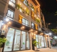 Nhà Mới 5 Tầng, Thang Máy (5x10m). Đối diện Emart 2 Phan Huy Ích, Giá 7.19 tỷ