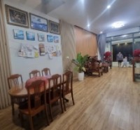 Bán nhà mặt phố Q.9, 112m², 4 tầng, 5PN, 13.9 tỷ, sổ hồng