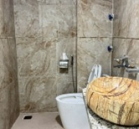 Bán nhà 5 tầng mặt đường quốc lộ 23, Thanh Lâm, Mê Linh. MT kinh doanh cực đẹp