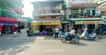 Nhà MT 122 Phạm Văn Đồng, Phường 3, Gò Vấp, MT 60m, 8,1x6m, Cn 47,7 m2, trệt 1 lửng, 8,9 tỷ TL